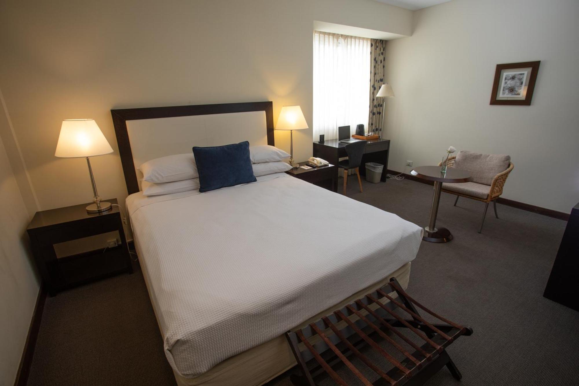 פוארטו מדרין Hotel Peninsula Valdes מראה חיצוני תמונה